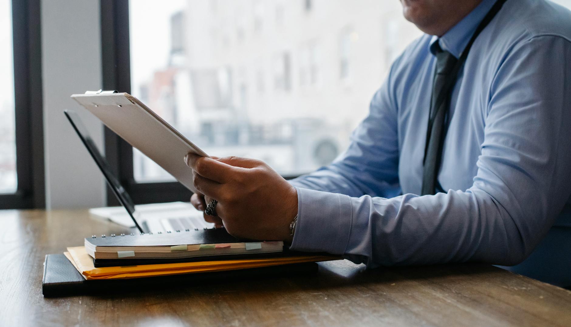 How to Apply for a D-10 Job-Seeking Visa and Transition Strategies